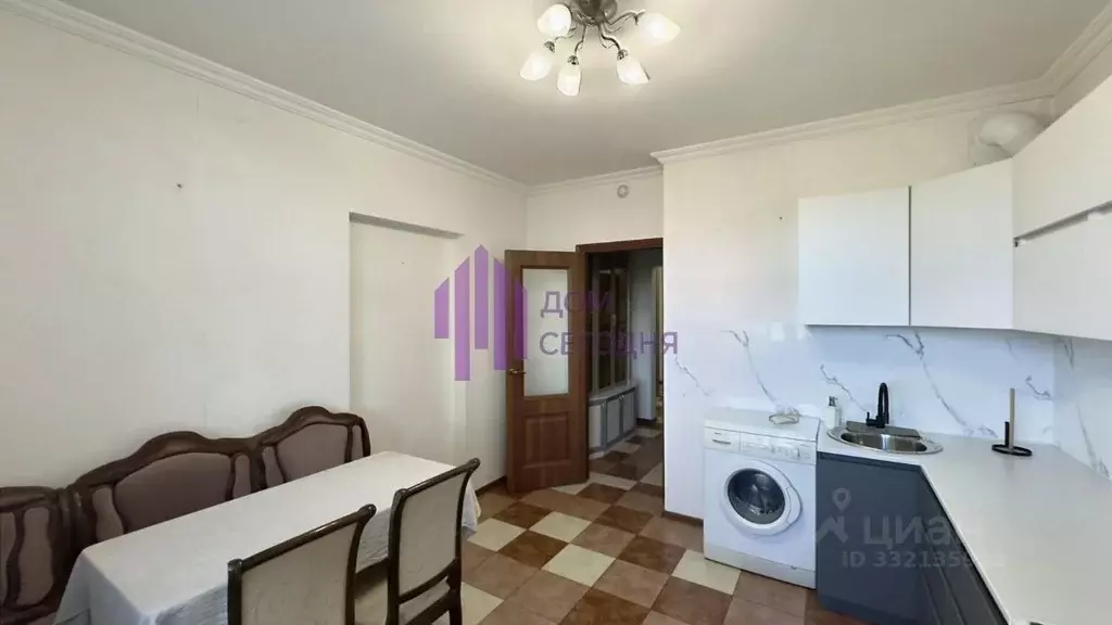 3-к кв. Москва Перовская ул., 66к8 (82.5 м) - Фото 2