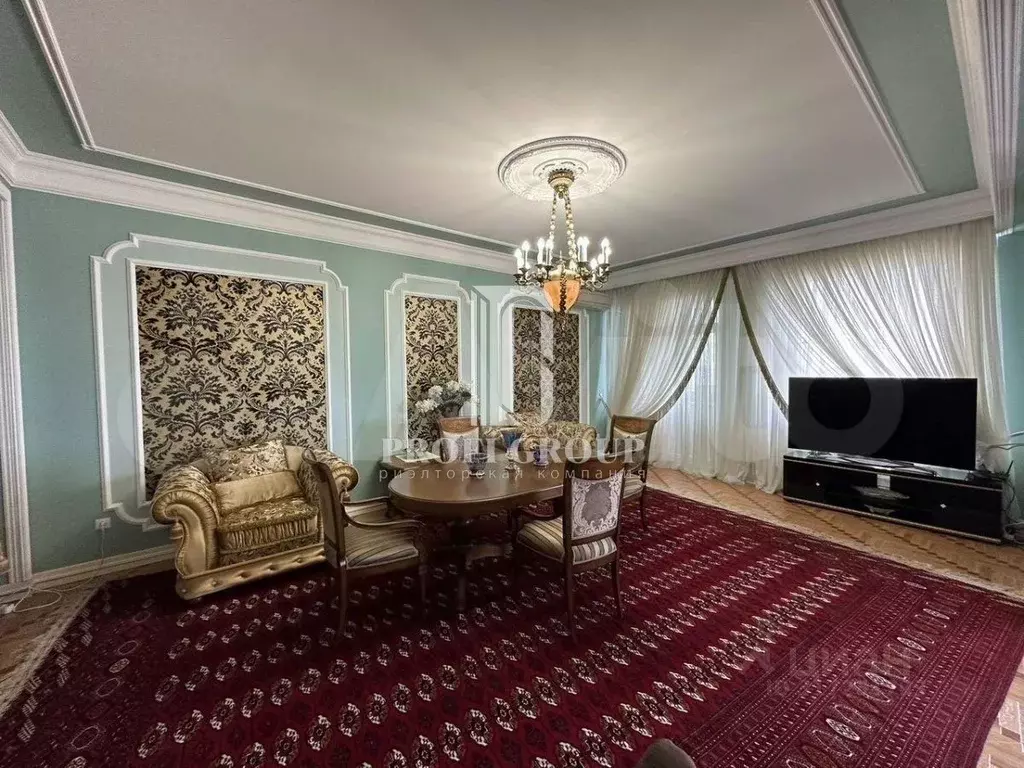 3-к кв. Дагестан, Махачкала ул. Каримова (149.0 м) - Фото 0