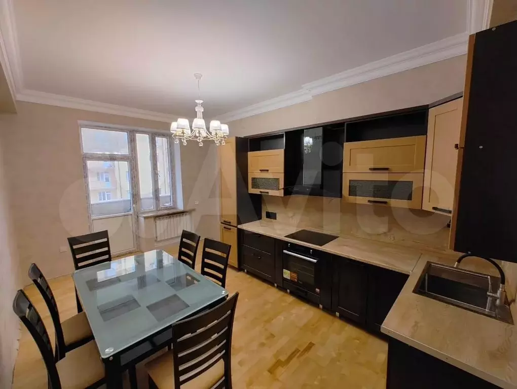 3-к. квартира, 130 м, 6/12 эт. - Фото 0