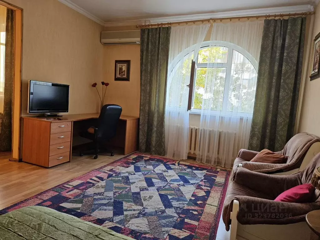 1-к кв. Курская область, Курск ул. Горького, 50 (47.0 м) - Фото 2