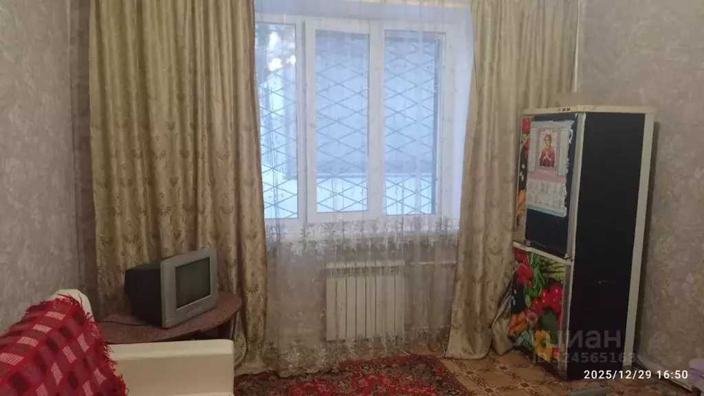 Комната Челябинская область, Челябинск ул. Савина, 12 (20.0 м) - Фото 1