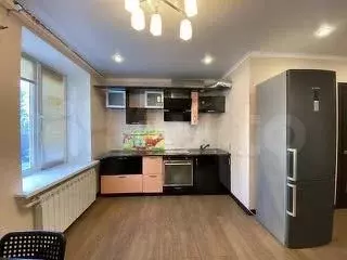 2-к. квартира, 56 м, 1/11 эт. - Фото 0