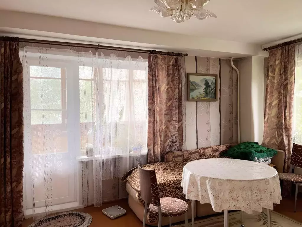2-к кв. Красноярский край, Красноярск ул. Ладо Кецховели, 71 (46.5 м) - Фото 0