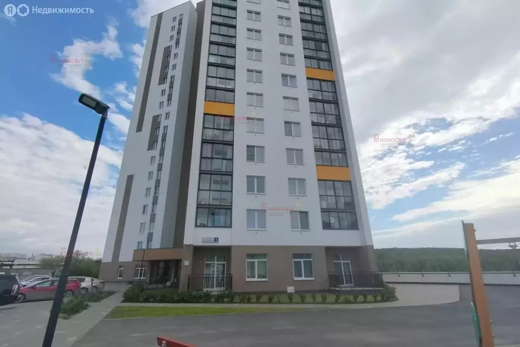 Квартира-студия: Екатеринбург, улица Олега Кошевого, 1 (30 м) - Фото 1