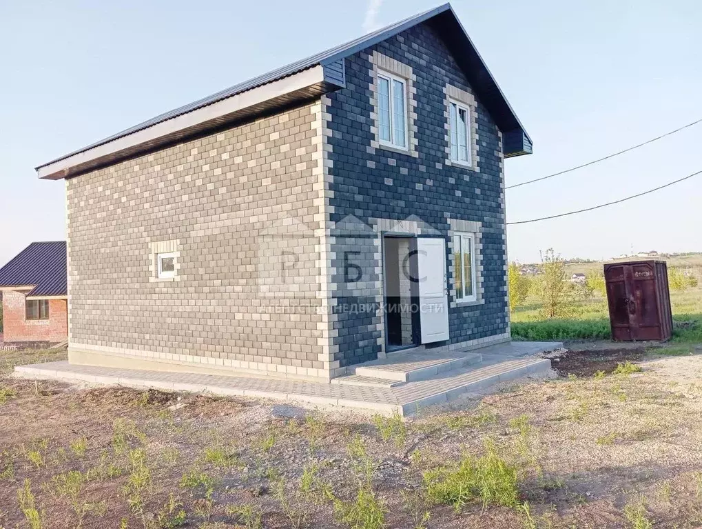 Дом в Саратовская область, д. Мергичевка ул. Средняя (120 м) - Фото 1