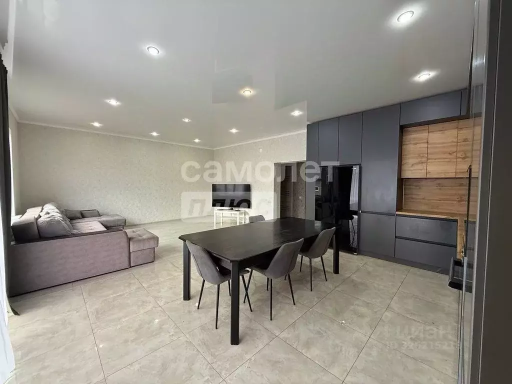 Дом в Оренбургская область, Бузулук ул. Тюменская (181 м) - Фото 1