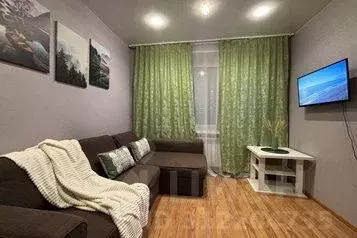 2-к кв. Нижегородская область, Нижний Новгород Радужная ул., 4 (31.0 ... - Фото 0