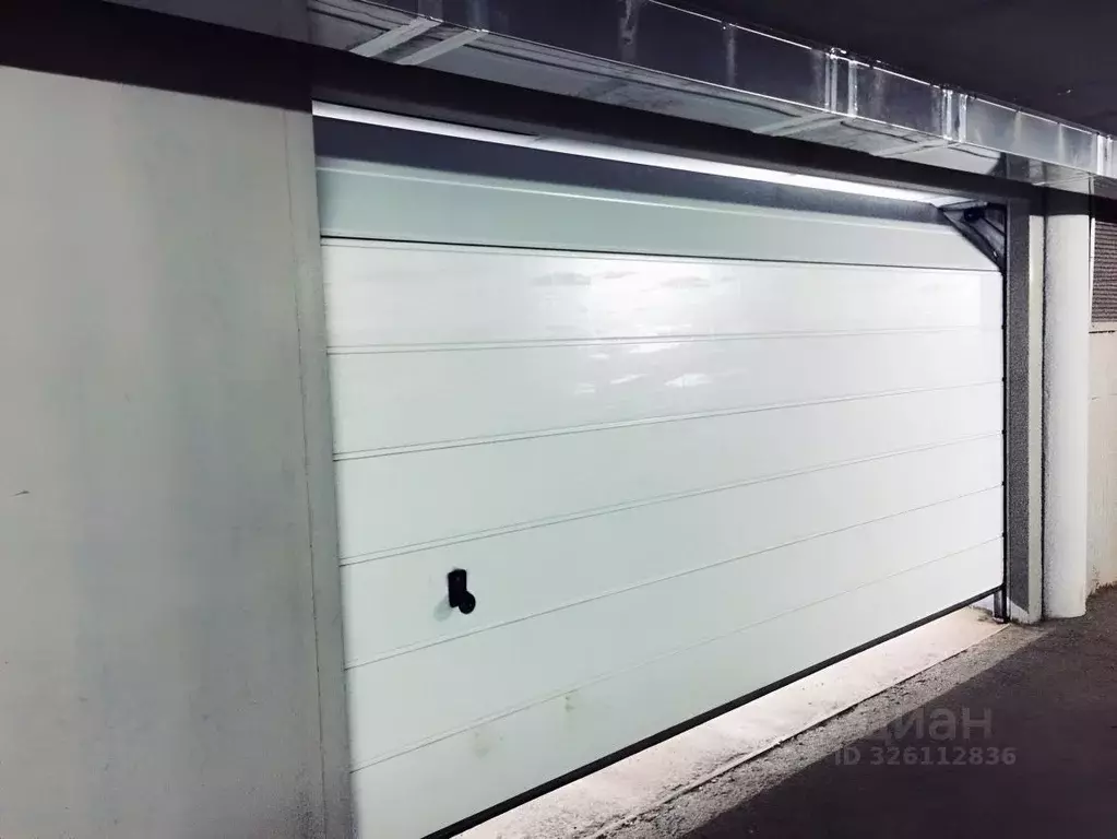 Гараж в Свердловская область, Екатеринбург ул. Белинского, 86 (20 м) - Фото 2