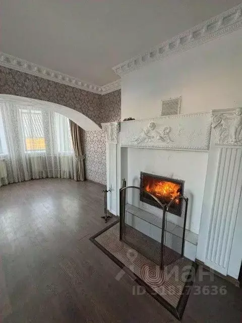 Коттедж в Саха (Якутия), Якутск просп. Ленина (240 м) - Фото 1