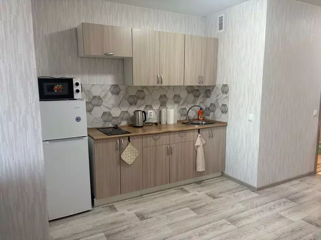 Студия Пермский край, Пермь ул. Серебристая, 3А (27.7 м) - Фото 1