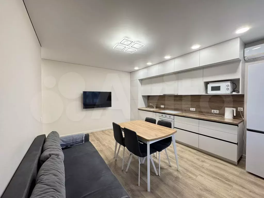 1-к. квартира, 45 м, 3/22 эт. - Фото 1