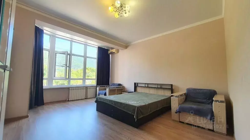 1-к кв. Краснодарский край, Геленджик Курортная ул., 14А (44.0 м) - Фото 2