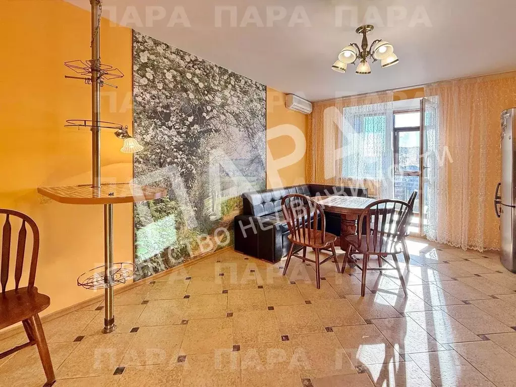 3-к кв. Самарская область, Самара Молодежная ул., 6 (110.0 м) - Фото 2