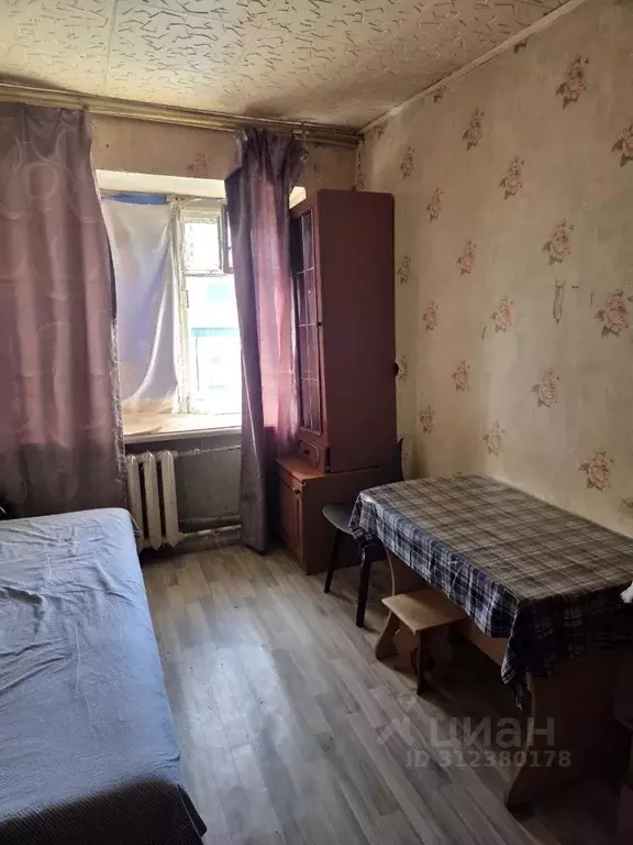 Комната Свердловская область, Екатеринбург ул. Московская, 46 (14.0 м) - Фото 2