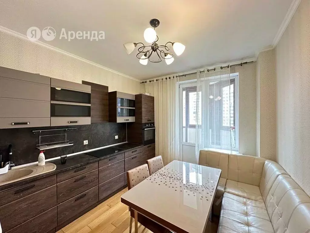 2-к кв. Санкт-Петербург Парашютная ул., 52 (72.1 м) - Фото 1