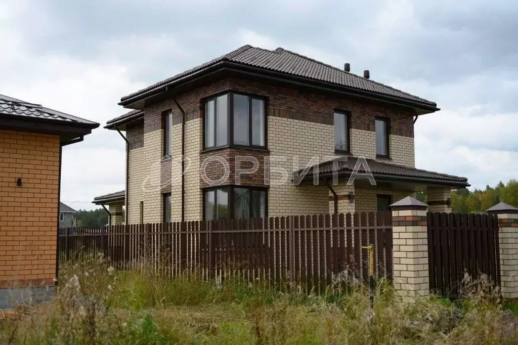 Дом в Тюменская область, Тюменский муниципальный округ, д. Падерина ... - Фото 1