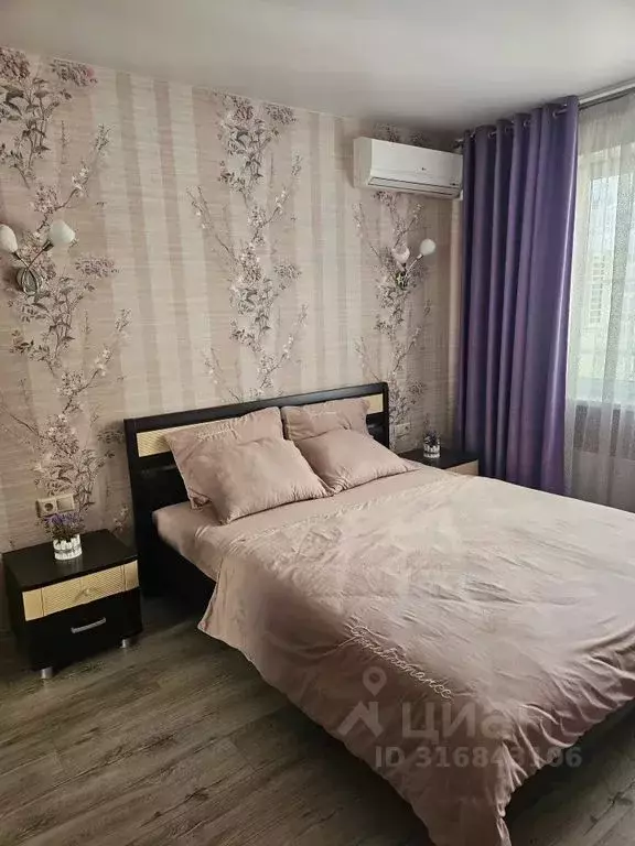 2-к кв. Волгоградская область, Волгоград ул. Имени Ивана Морозова, 9 ... - Фото 0
