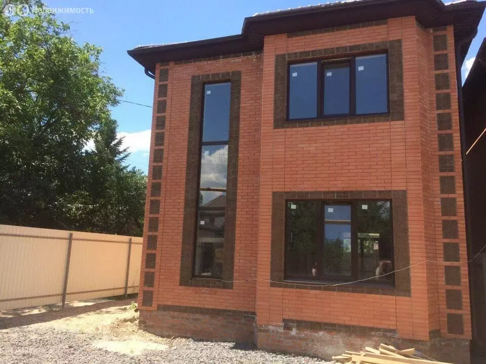 Дом в Ростов-на-Дону, Каскадная улица (120 м) - Фото 2