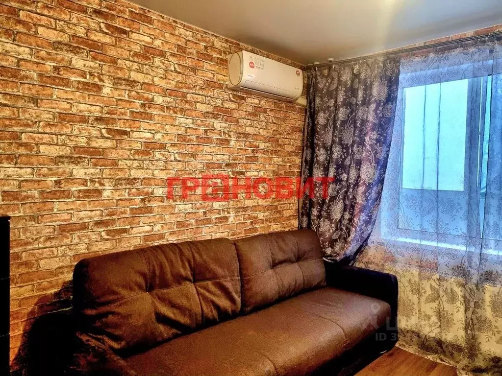 Студия Новосибирская область, Новосибирск ул. Петухова, 95/4 (24.8 м) - Фото 1