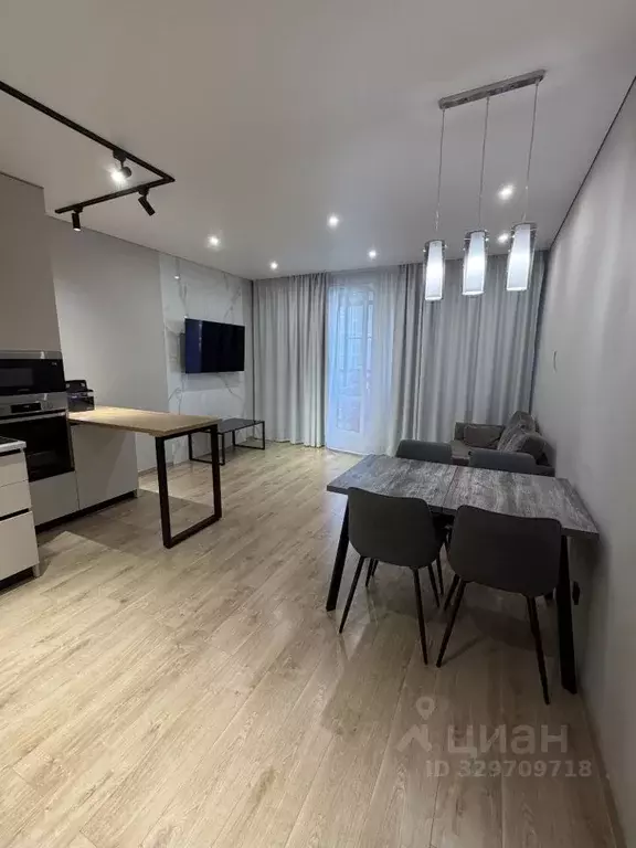3-к кв. Санкт-Петербург Фарфоровская ул., 7к1 (100.0 м) - Фото 1