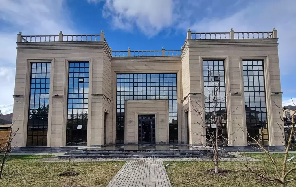 Коттедж в Московская область, Ленинский городской округ, пос. ... - Фото 1