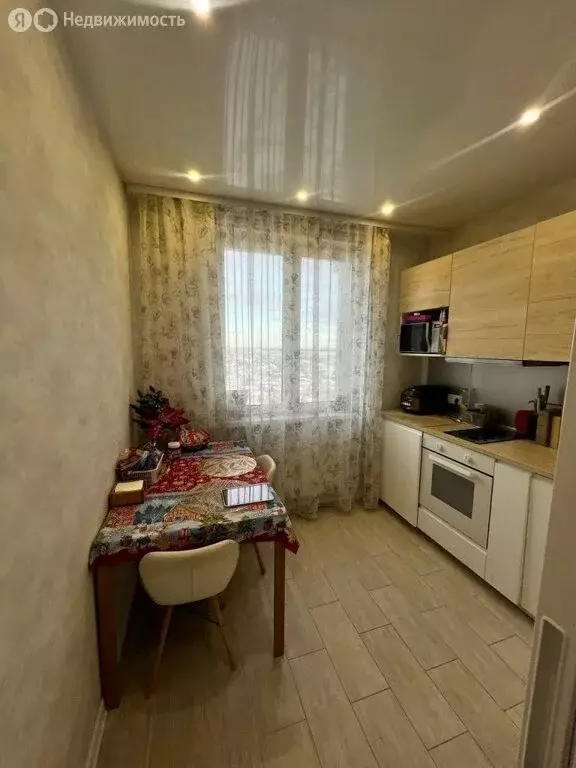 2-комнатная квартира: Нижний Новгород, улица Июльских Дней, 1к2 (53.2 ... - Фото 1