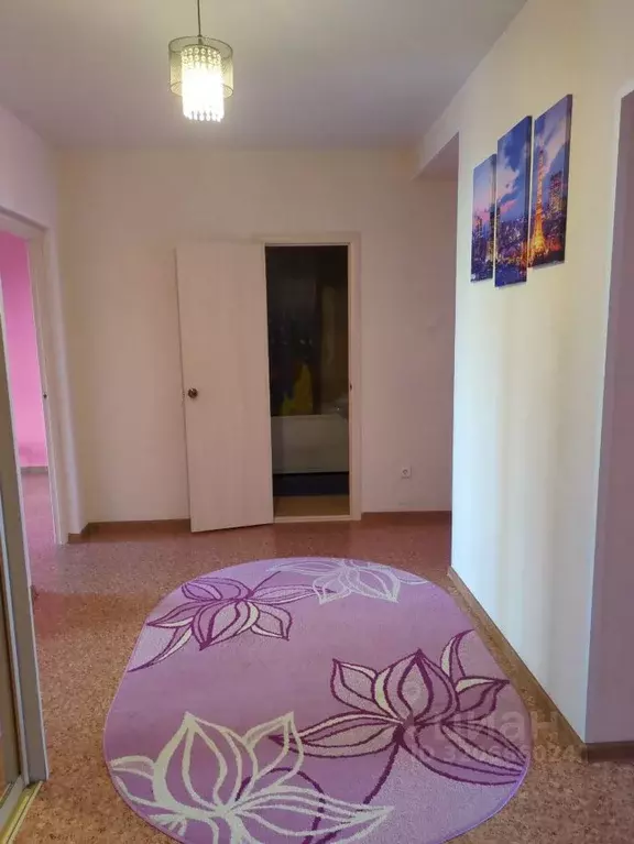 3-к кв. Тюменская область, Тобольск 15-й мкр, 14 (82.0 м) - Фото 1
