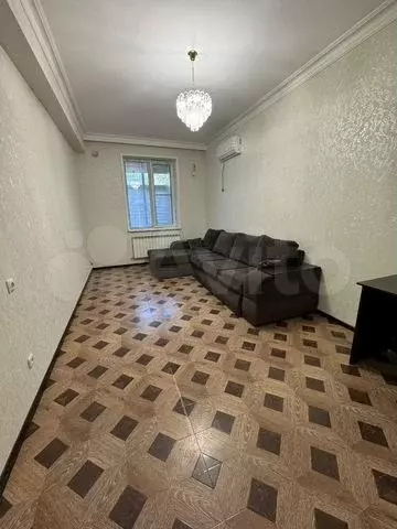 2-к. квартира, 70 м, 1/10 эт. - Фото 0