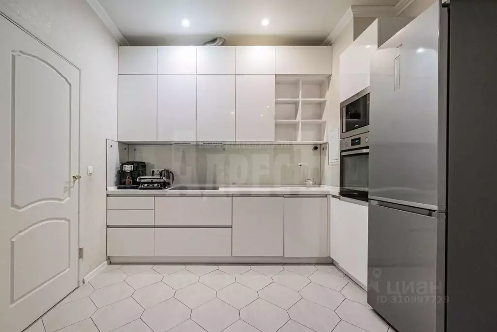 3-к кв. Калужская область, Обнинск ул. Долгининская, 18 (90.1 м) - Фото 1