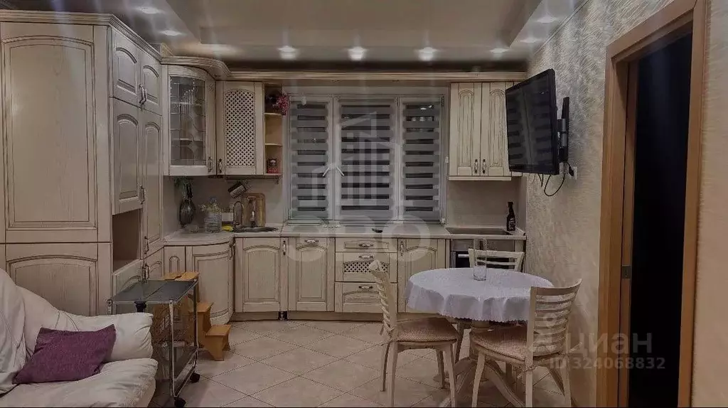 2-к кв. Санкт-Петербург ул. Беринга, 23к2 (60.0 м) - Фото 0