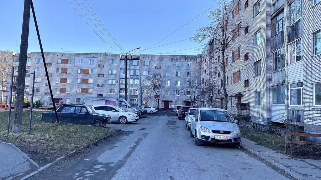 2-к кв. Ленинградская область, Шлиссельбург Кировский район, ул. 18 ... - Фото 2