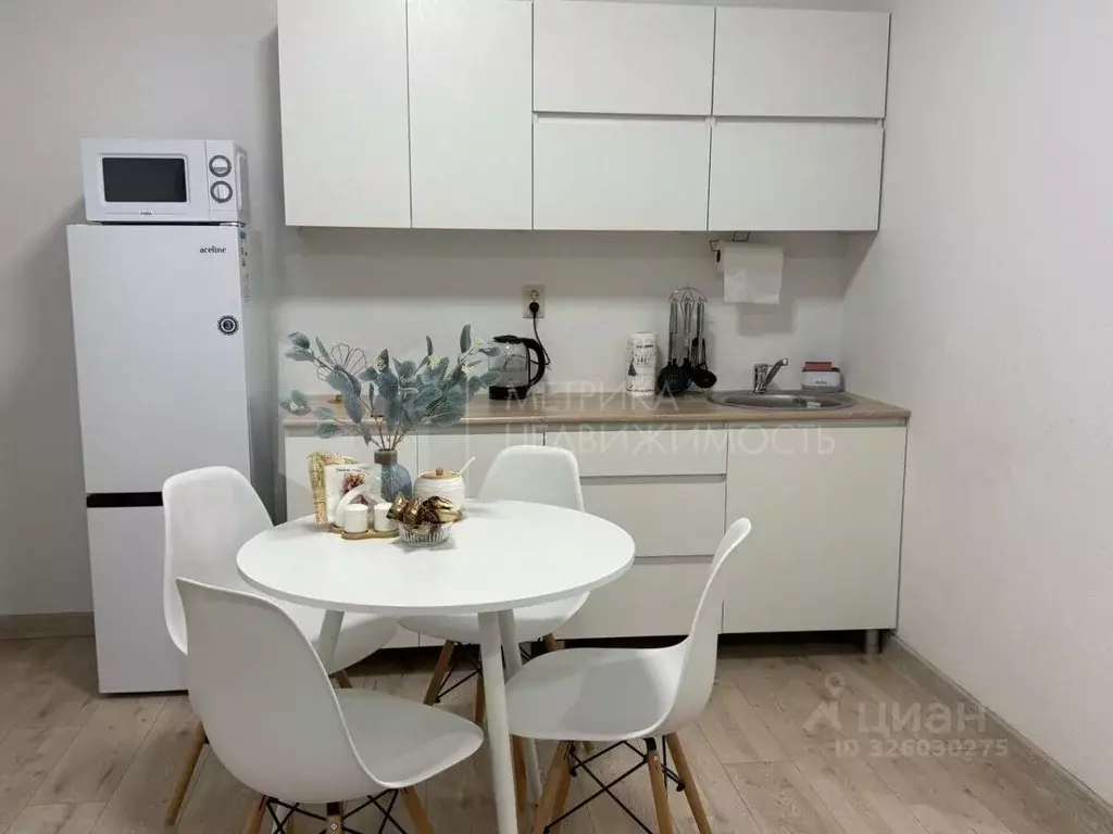 2-к кв. Тюменская область, Тюмень ул. Виктора Тимофеева, 10 (56.9 м) - Фото 1