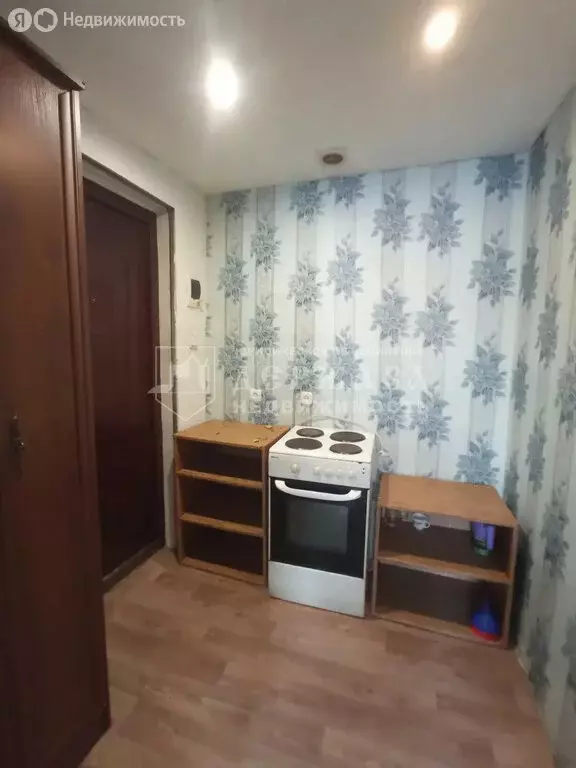 1-комнатная квартира: Кемерово, Спортивная улица, 36 (18 м) - Фото 2