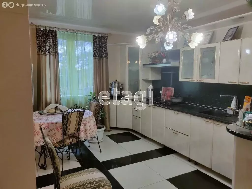 Дом в городской посёлок Сиверский, Берёзовая улица (230 м) - Фото 2