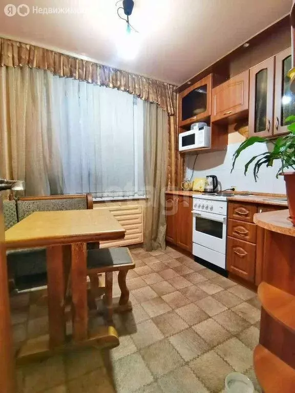 2-комнатная квартира: Барнаул, Павловский тракт, 60В (50 м) - Фото 0