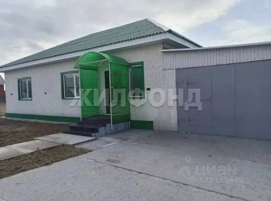 Дом в Хакасия, Черногорск Юбилейная ул. (100 м) - Фото 1