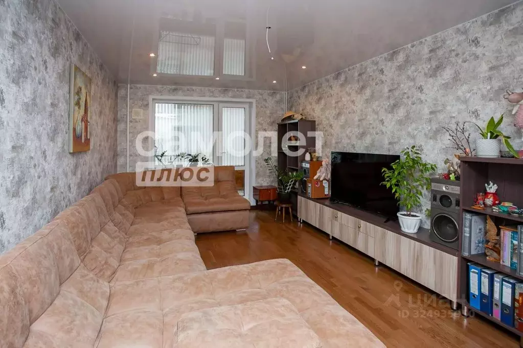 3-к кв. Кемеровская область, Кемерово просп. Шахтеров, 82б (81.0 м) - Фото 2