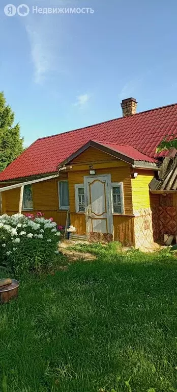 Дом в Псковская область, Гдовский муниципальный округ, деревня Сельцы ... - Фото 1