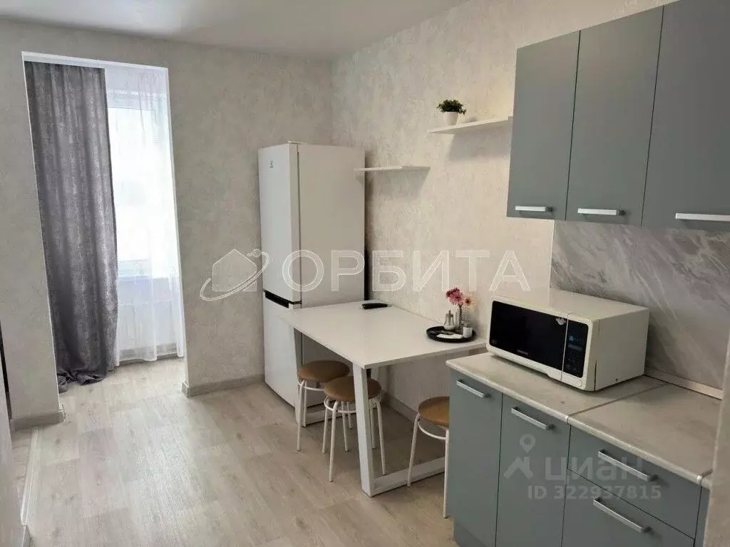 Студия Тюменская область, Тюмень ул. Анатолия Клиндюка, 6 (24.5 м) - Фото 2