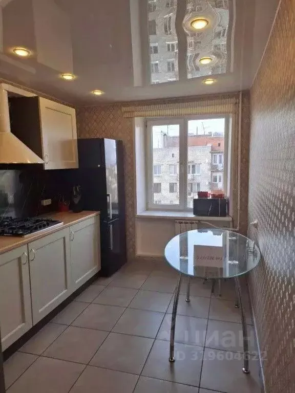 3-к кв. Ленинградская область, Выборг Батарейная ул., 6 (65.0 м) - Фото 2