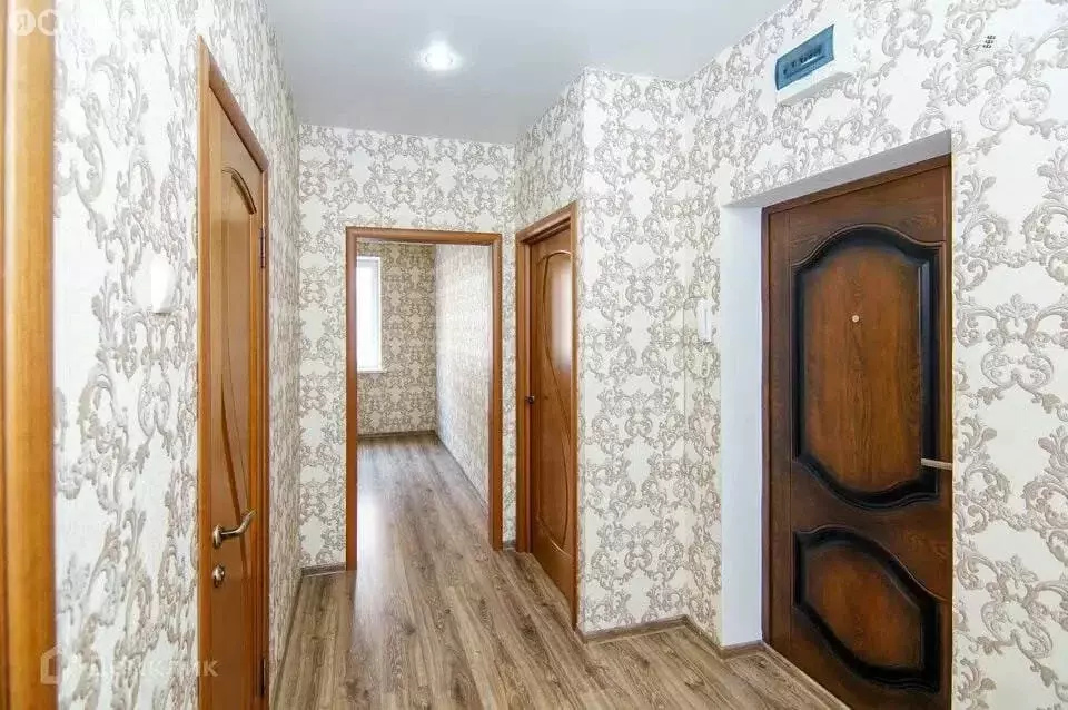 2-комнатная квартира: Краснодар, улица им. Героя Сарабеева В.И., 3 (57 ... - Фото 1