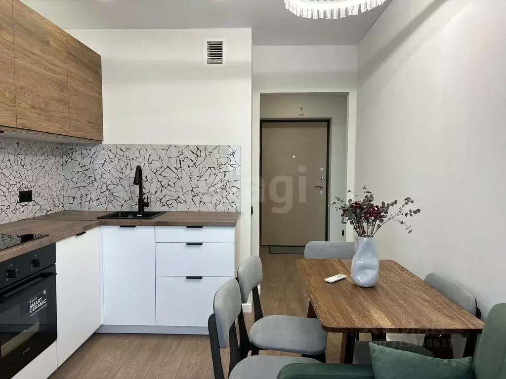 2-к кв. Татарстан, Казань ул. Братьев Батталовых, 20А (48.7 м) - Фото 0