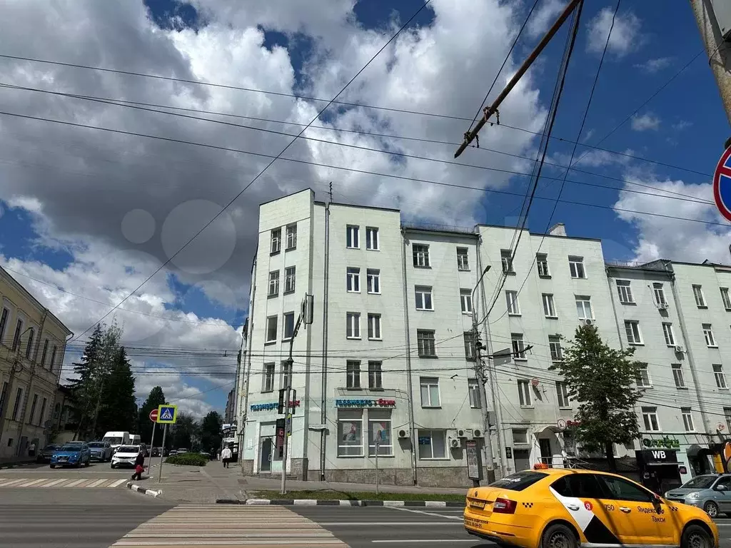 Комната 42,9 м в 4-к., 2/5 эт. - Фото 0