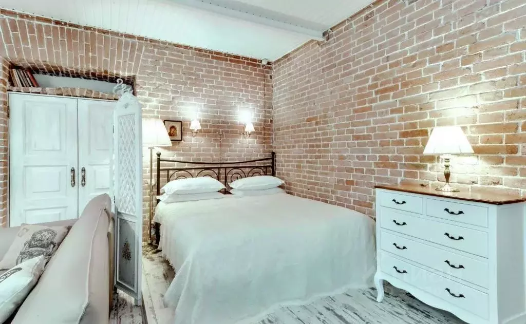 1-к кв. Приморский край, Владивосток Светланская ул., 23 (40.0 м) - Фото 1