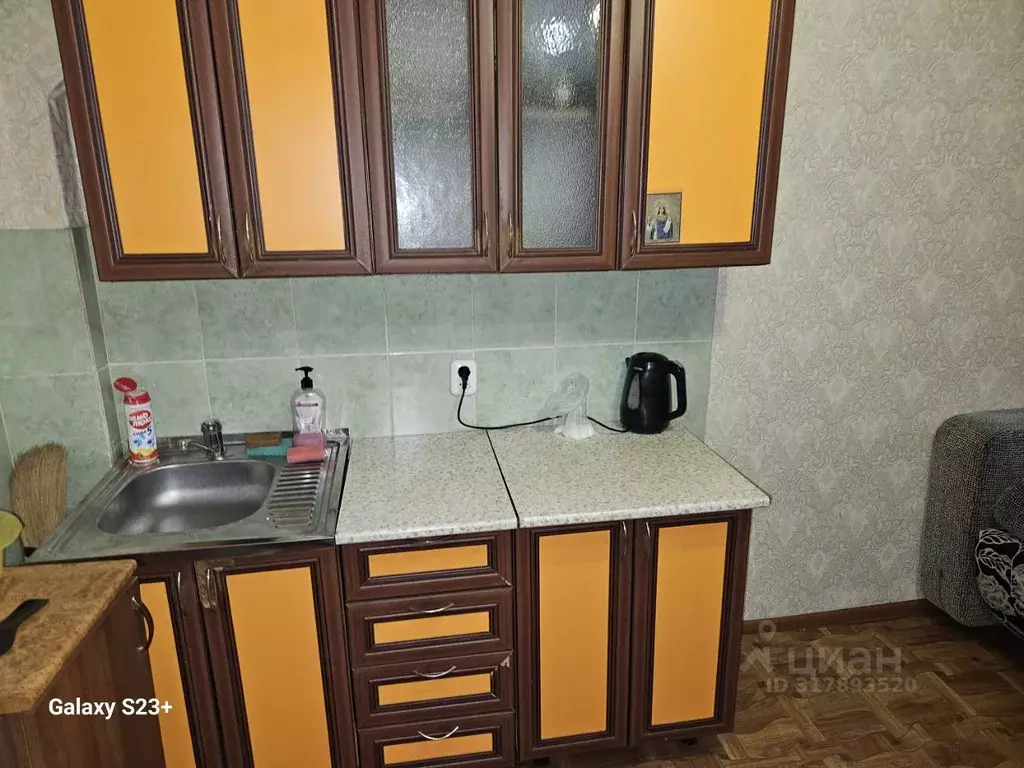 Комната Омская область, Омск Московка мкр, ул. Молодогвардейская, 9 ... - Фото 1