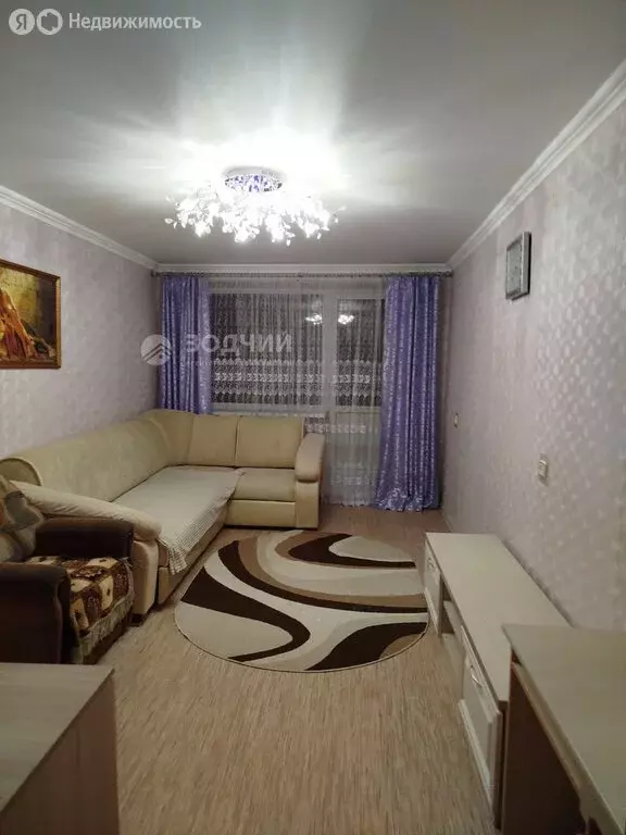 3-комнатная квартира: Кугеси, Советская улица, 66 (57.4 м) - Фото 1