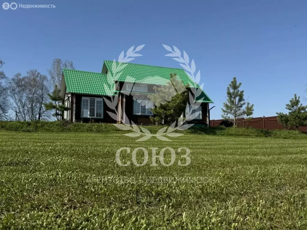 Дом в Калужская область, Боровский муниципальный округ, деревня ... - Фото 1