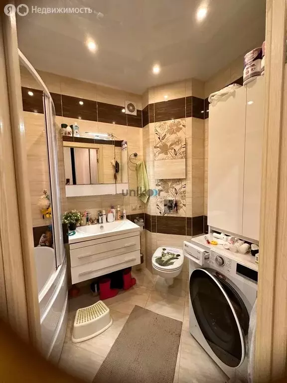 3-комнатная квартира: Уфа, улица Гумера Куватова, 80 (81.3 м) - Фото 0