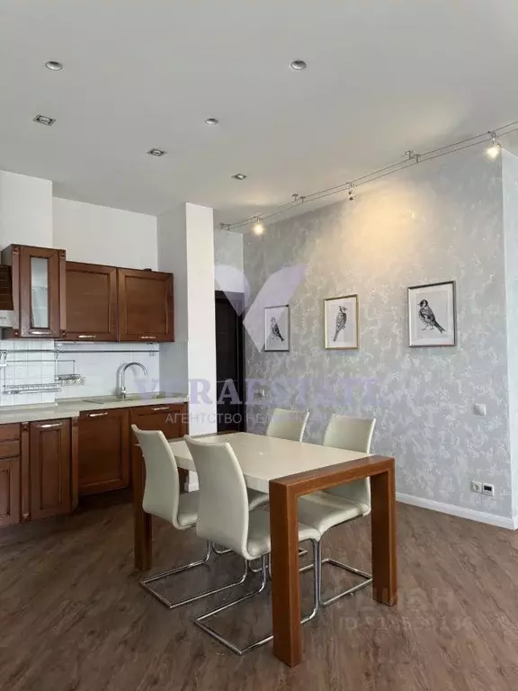 3-к кв. Новосибирская область, Новосибирск ул. Кирова, 25 (105.5 м) - Фото 1