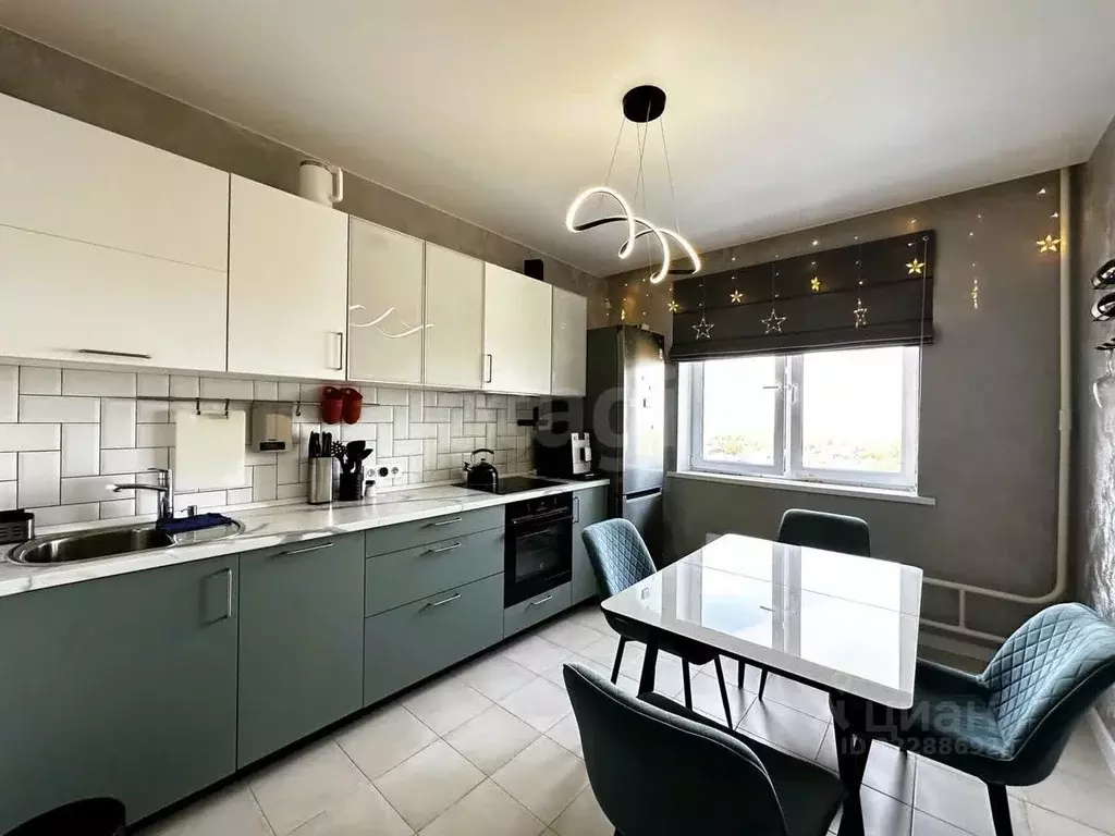 3-к кв. Московская область, Ленинский городской округ, Мисайлово пгт ... - Фото 0